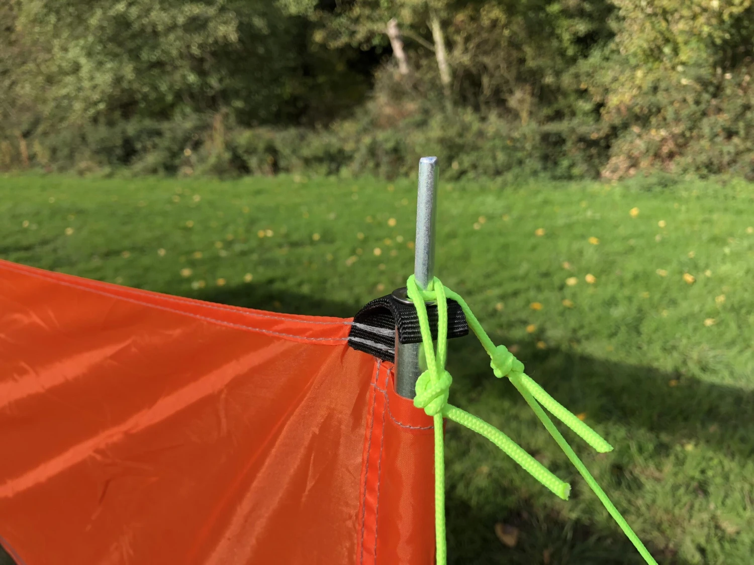 Olpro Orange Compact 4 Pole Windbreak - Steel Poles 7 Olpro Orange Compact 4 Pole Windbreak - Steel Poles - Image 5