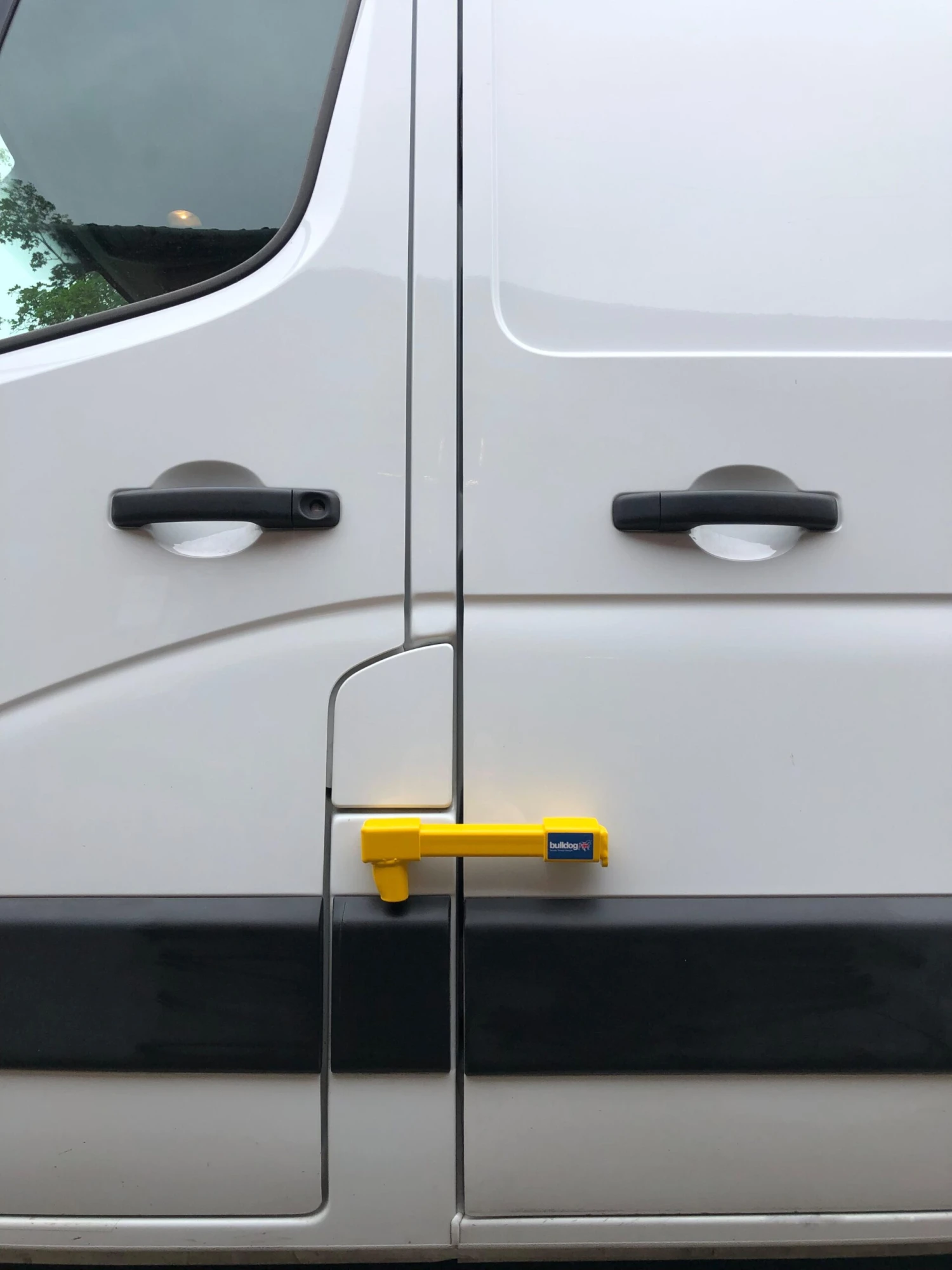 Bulldog VA102 Van Door Lock - Near Side 5 Bulldog VA102 Van Door Lock - Near Side - Image 3