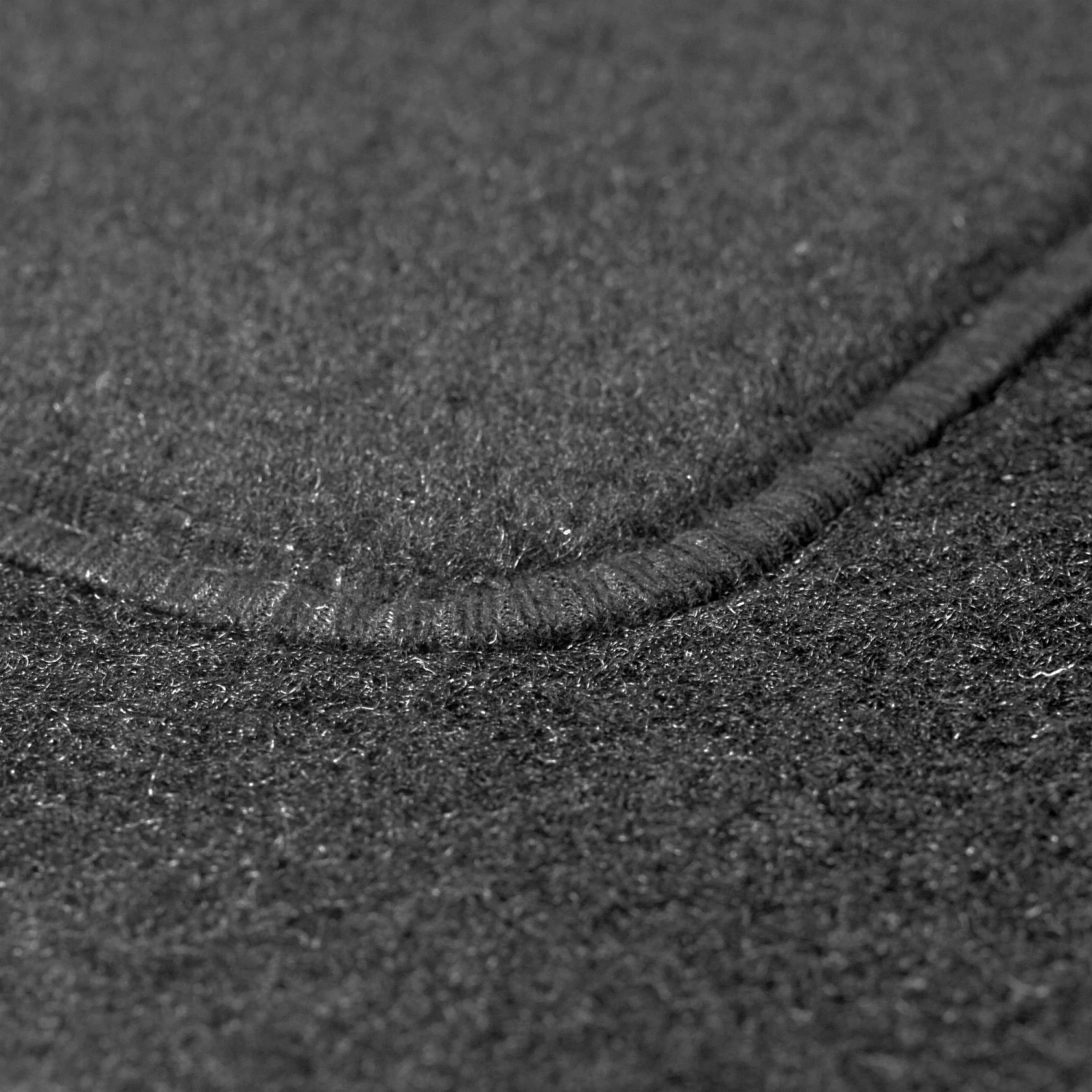 Halfords Ford Kuga Mk2 - Luxury Carpet Boot Mat No Clip (WW5309) 4 Halfords Ford Kuga Mk2 - Luxury Carpet Boot Mat No Clip (WW5309) - Image 2