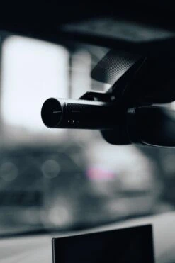 BlackVue DR750-2CH LTE 4G Cloud-Connected Front/Rear Dash Cam With 32GB MicroSD Card & Vodafone V-Sim -Auto Parts Store 444510l