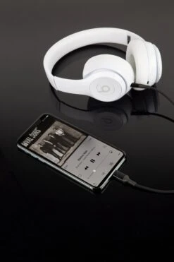 Scosche StrikeLine 3.5mm AUX To Lightning Audio Cable 1.2m 9 Scosche StrikeLine 3.5mm AUX To Lightning Audio Cable 1.2m -Auto Parts Store 460374b