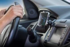 Scosche QuickGrip Universal Vent Phone Mount -Auto Parts Store 460502c