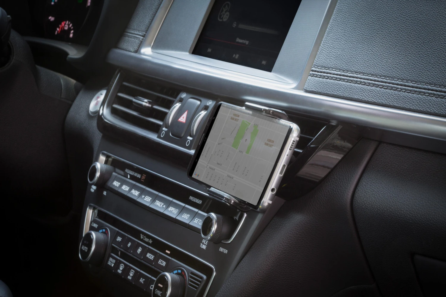 SCOSCHE Scoshe Universal Car Mount For Smartphones 9 SCOSCHE Scoshe Universal Car Mount For Smartphones - Image 7