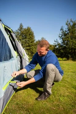 Coleman Meadowood 4L BlackOut, 4 Person Tent -Auto Parts Store 464782c