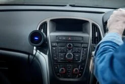 Osram AirZingTM Mini Air Purifier -Auto Parts Store 539334k