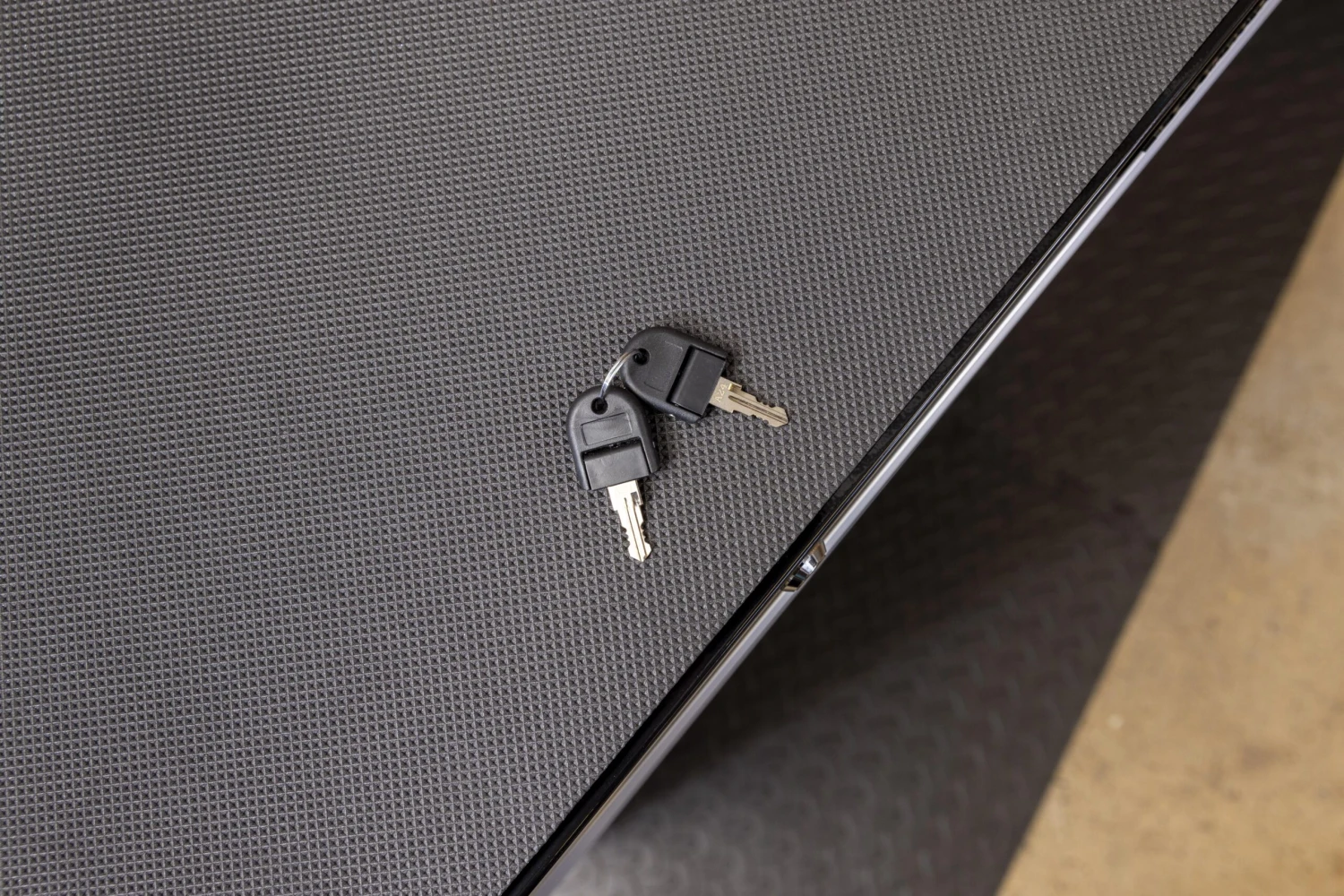 Halfords 5 Drawer Cabinet - Black 8 Halfords 5 Drawer Cabinet - Black - Image 6