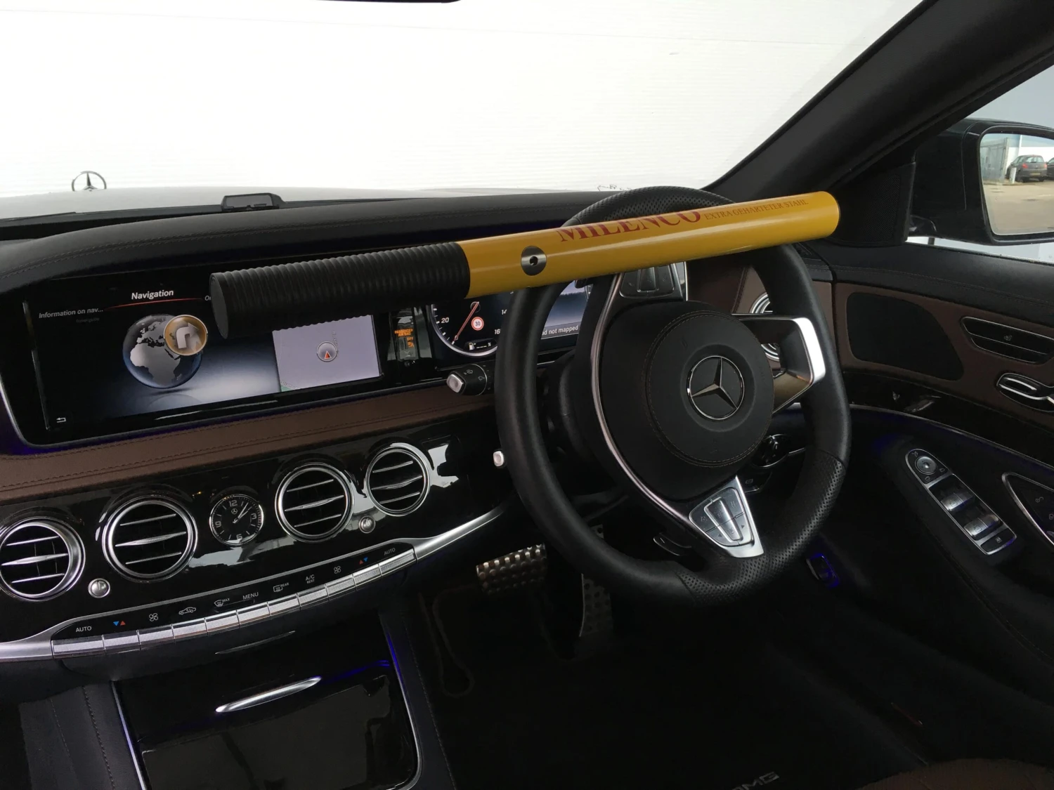 Milenco High Steering Wheel Security Lock - Yellow 6 Milenco High Steering Wheel Security Lock - Yellow - Image 4