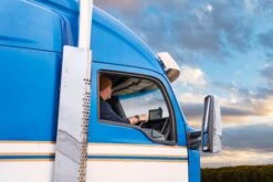 Garmin Dezl LGV710 7" Truck Sat Nav 25 Garmin Dezl LGV710 7" Truck Sat Nav -Auto Parts Store 709854j