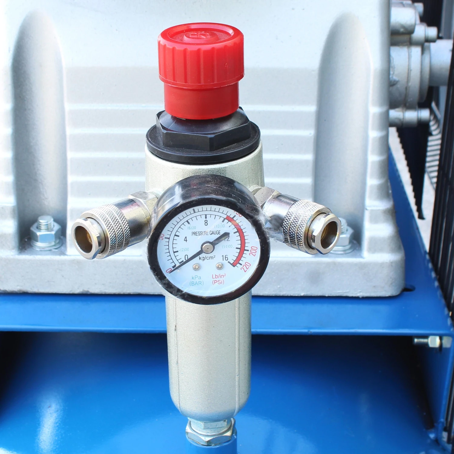 Hyundai 200L Air Compressor 29CFM/145psi, 14hp 10 Hyundai 200L Air Compressor 29CFM/145psi, 14hp - Image 8