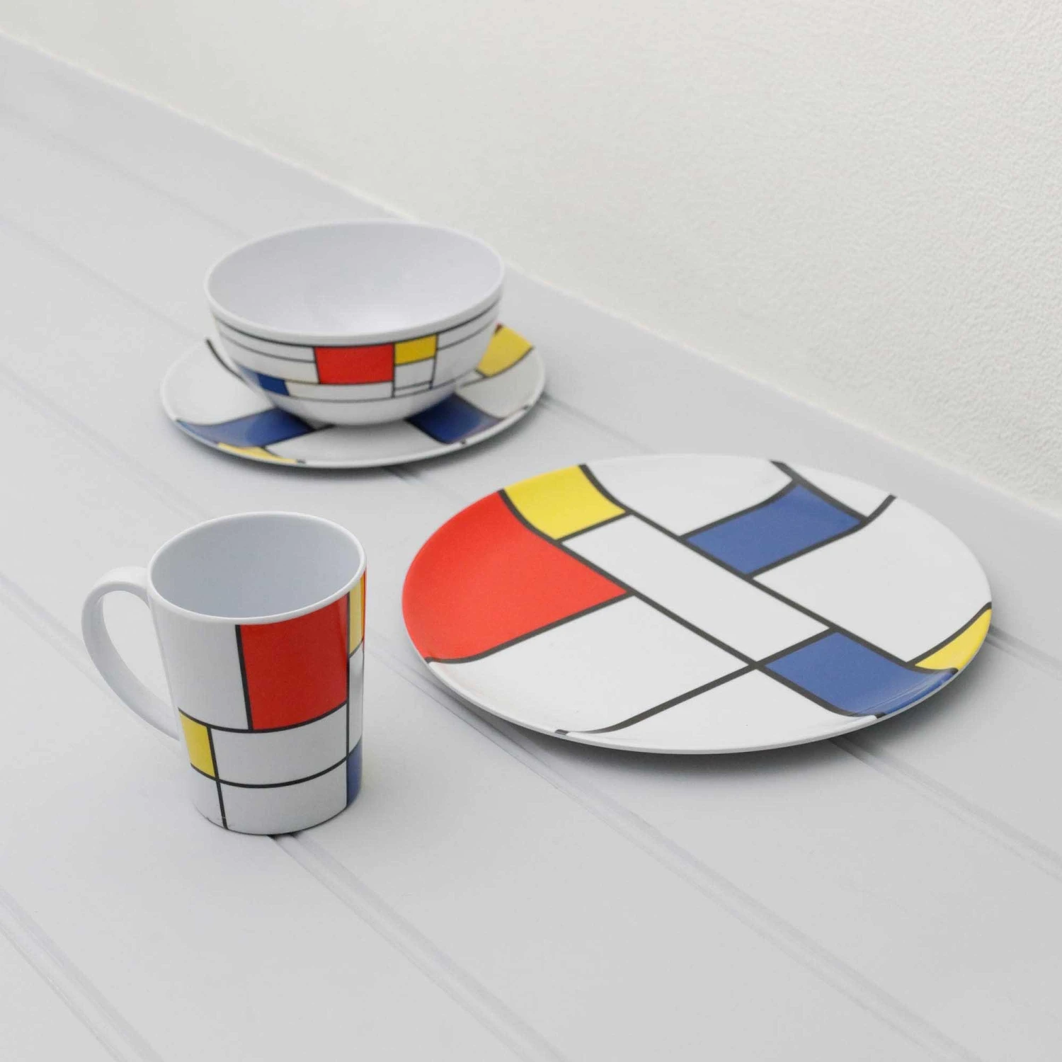 Leisurewize 16 Piece Melamine Set - De Stijl 4 Leisurewize 16 Piece Melamine Set - De Stijl - Image 2