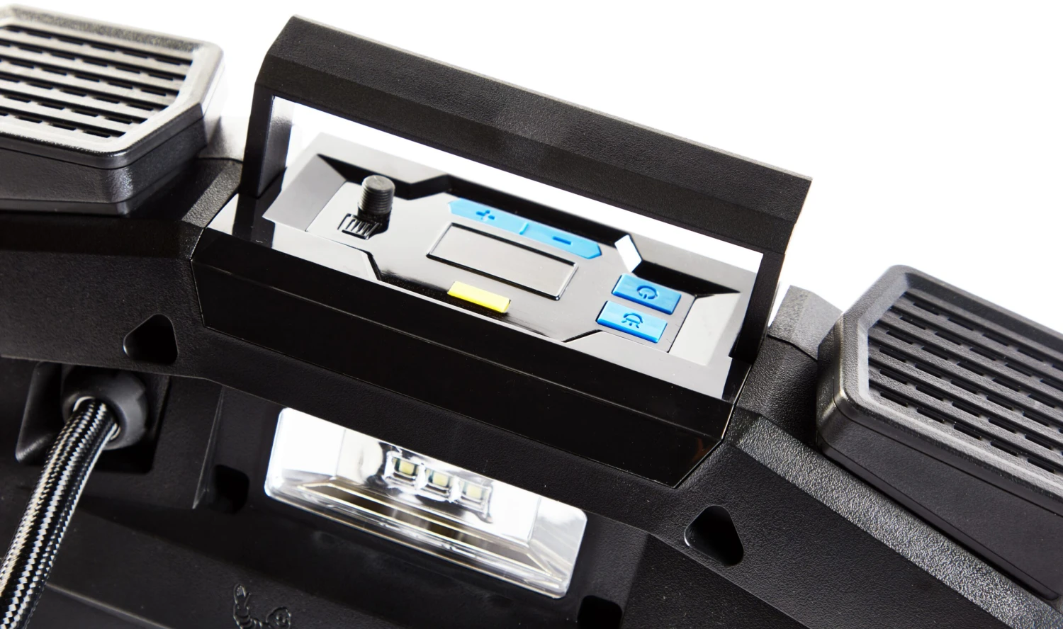 Michelin Programmable Superfast 4X4/SUV Digital Tyre Inflator 5 Michelin Programmable Superfast 4X4/SUV Digital Tyre Inflator - Image 3