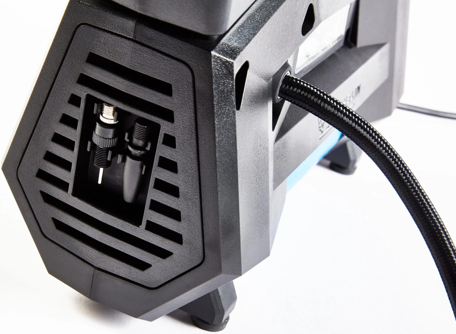 Michelin Programmable Superfast 4X4/SUV Digital Tyre Inflator 11 Michelin Programmable Superfast 4X4/SUV Digital Tyre Inflator - Image 9